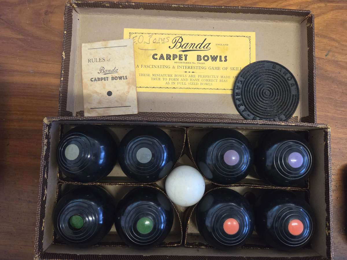 Vintage Banda Carpet Bowls Set In Original Packaging - Made In England