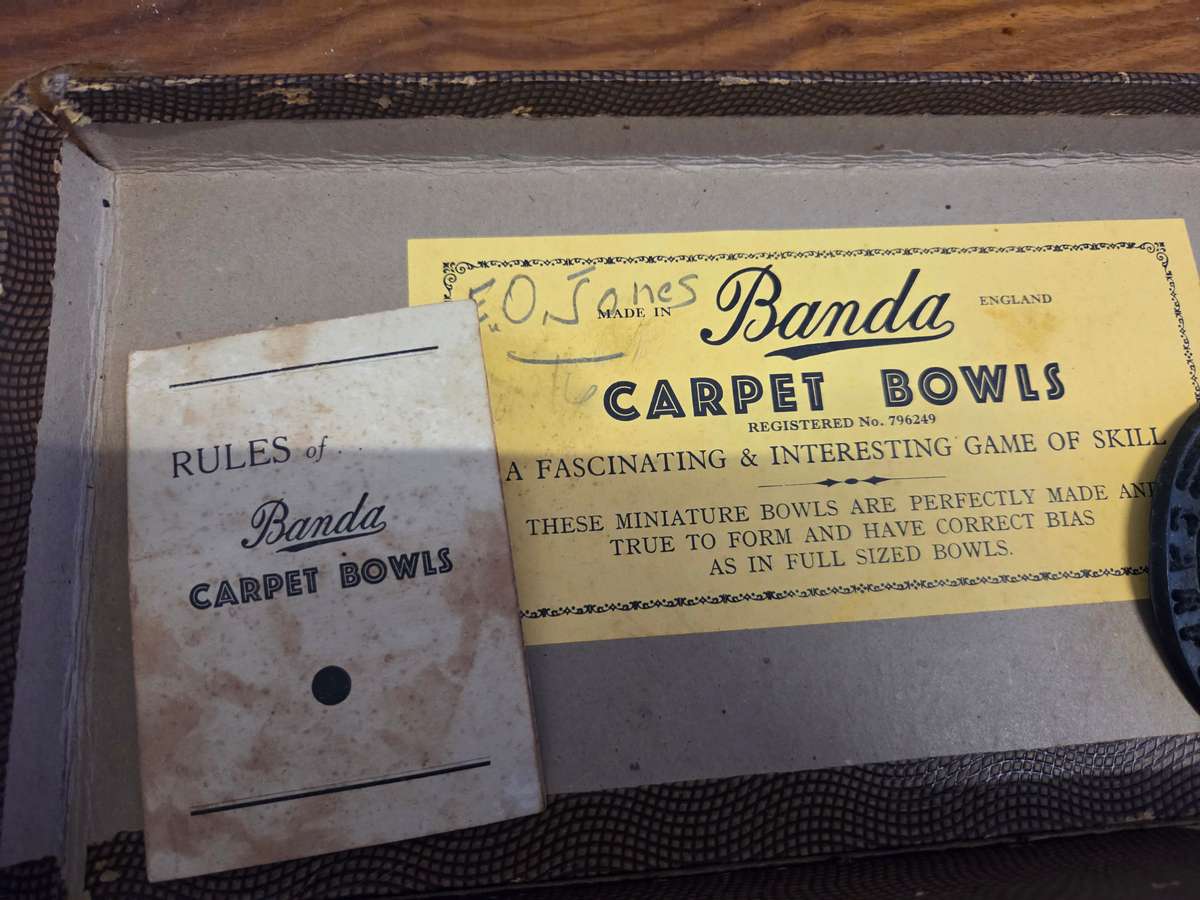 Vintage Banda Carpet Bowls Set In Original Packaging - Made In England