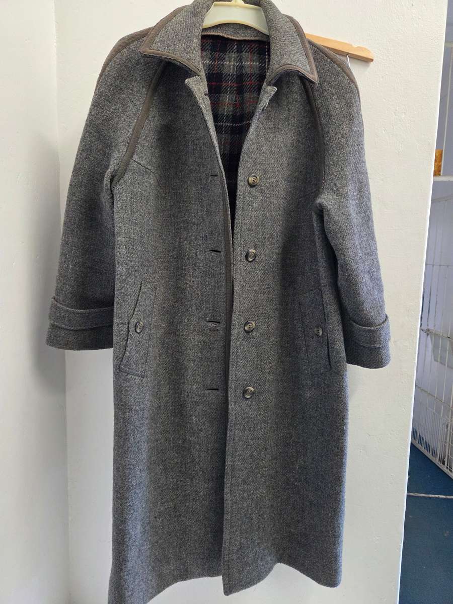 Genuine Vintage Lodenfrey wool coat - Scotland - Beautiful good quality coat - Size L/XL