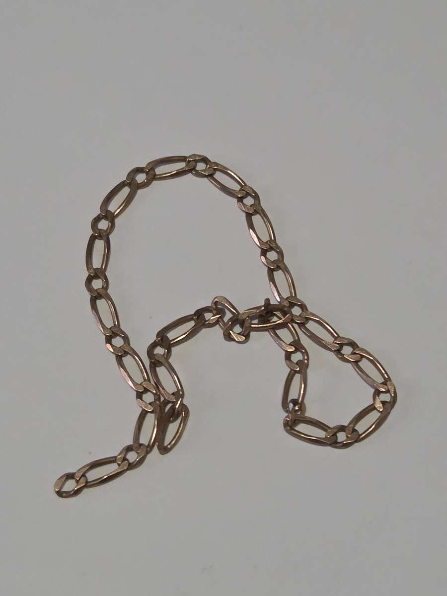 Gold bracelet - broken/missing clasp
