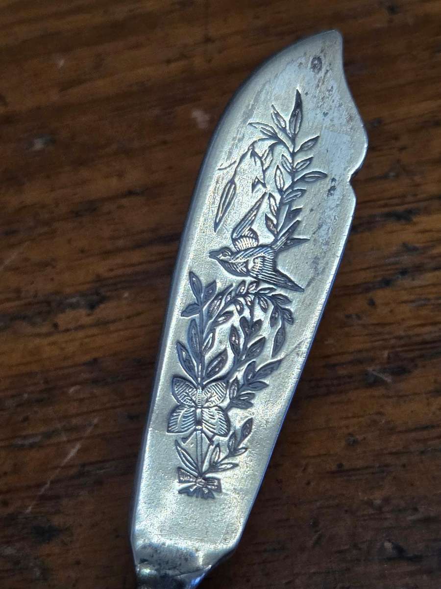 Beautiful Vintage Knife - Stamped - Lots of detail
