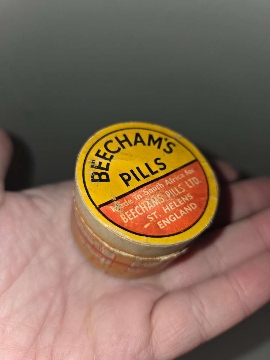 Vintage Wooden pill container - Beecham's pills