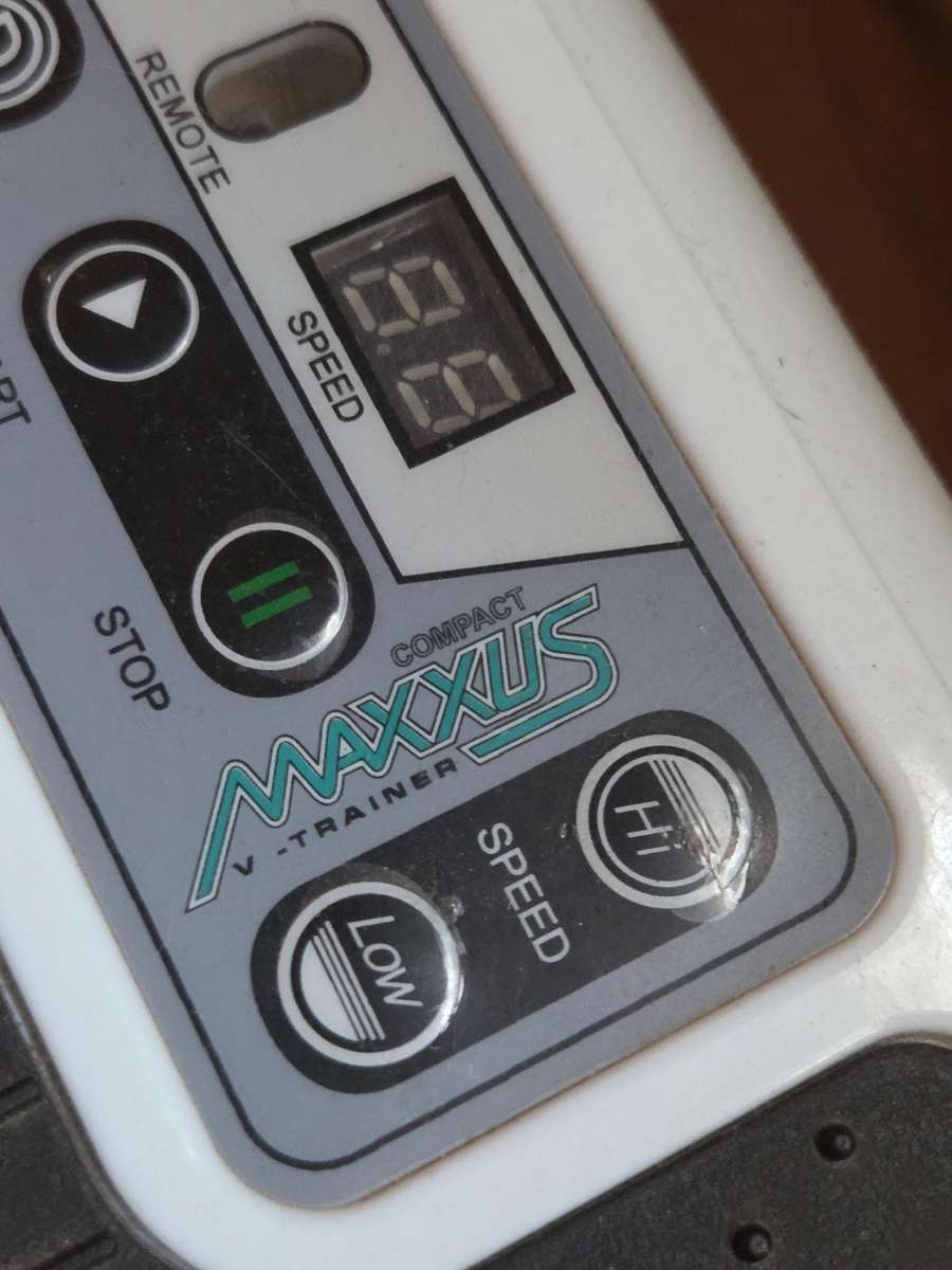 Compact Maxxus v-trainer Perfect working condition - Get the body you want in just 10 minutes a day!