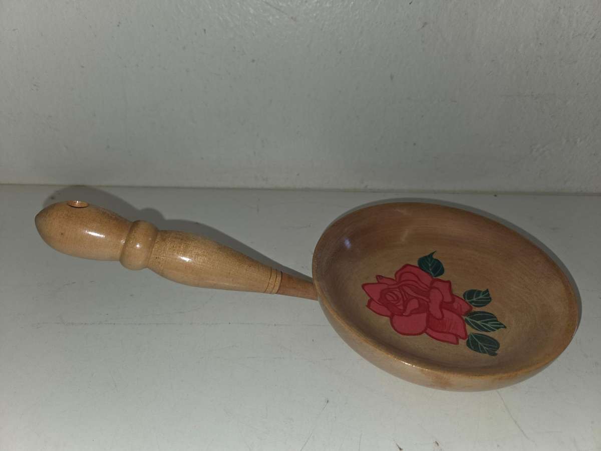 Vintage Wooden Tapas Dish / Peanut server dish