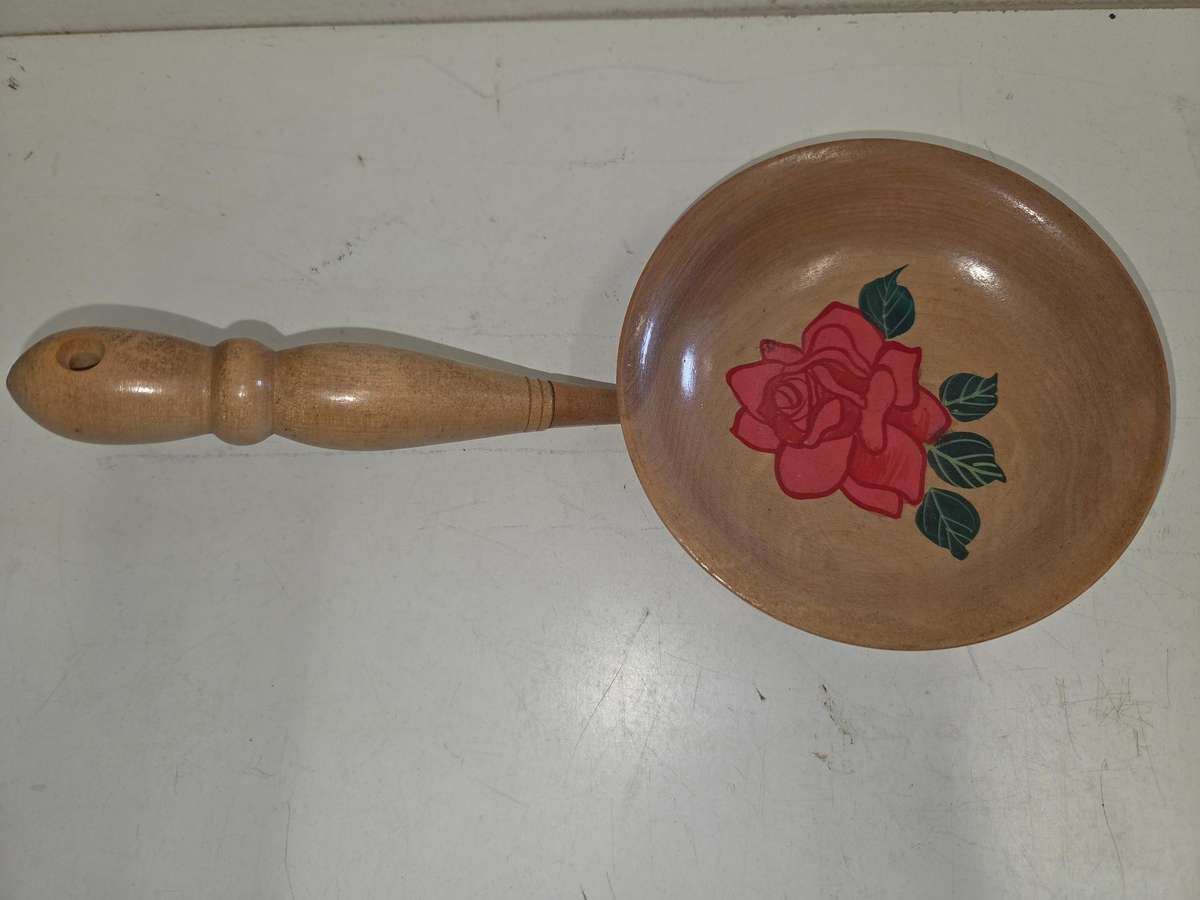 Vintage Wooden Tapas Dish / Peanut server dish