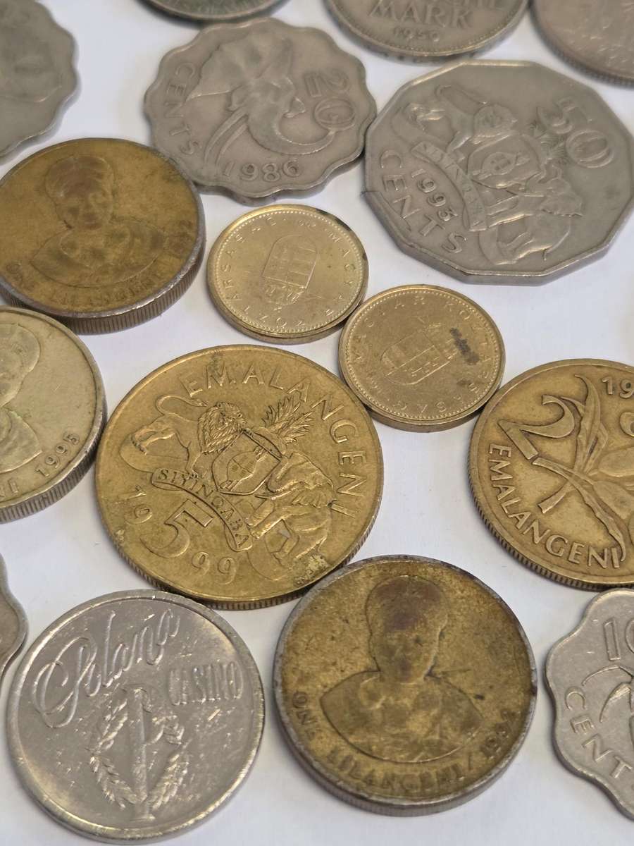 23 x Vintage International Coins