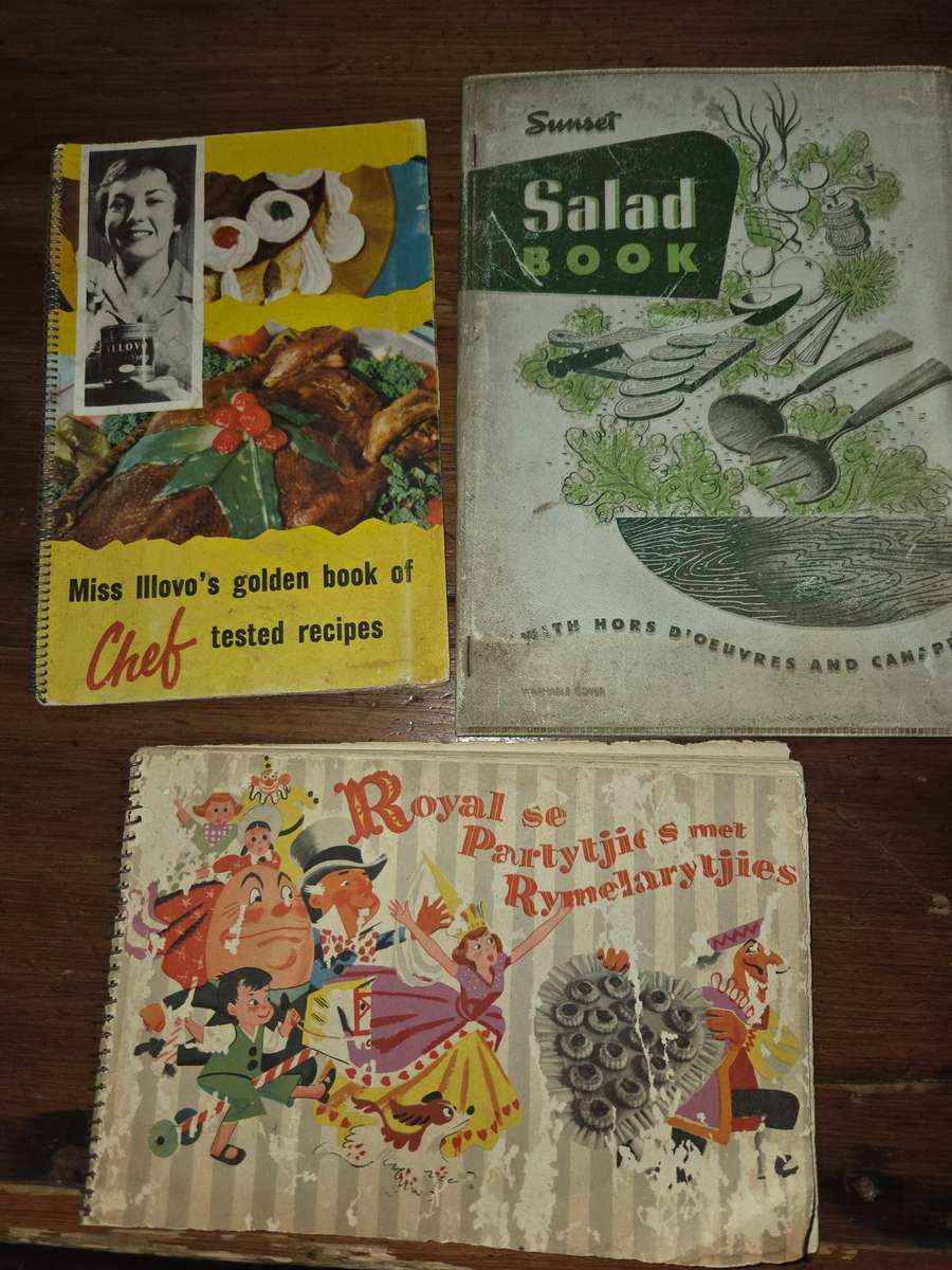 3 x Vintage Recipe booklets - Royal, Illovo & Sunset