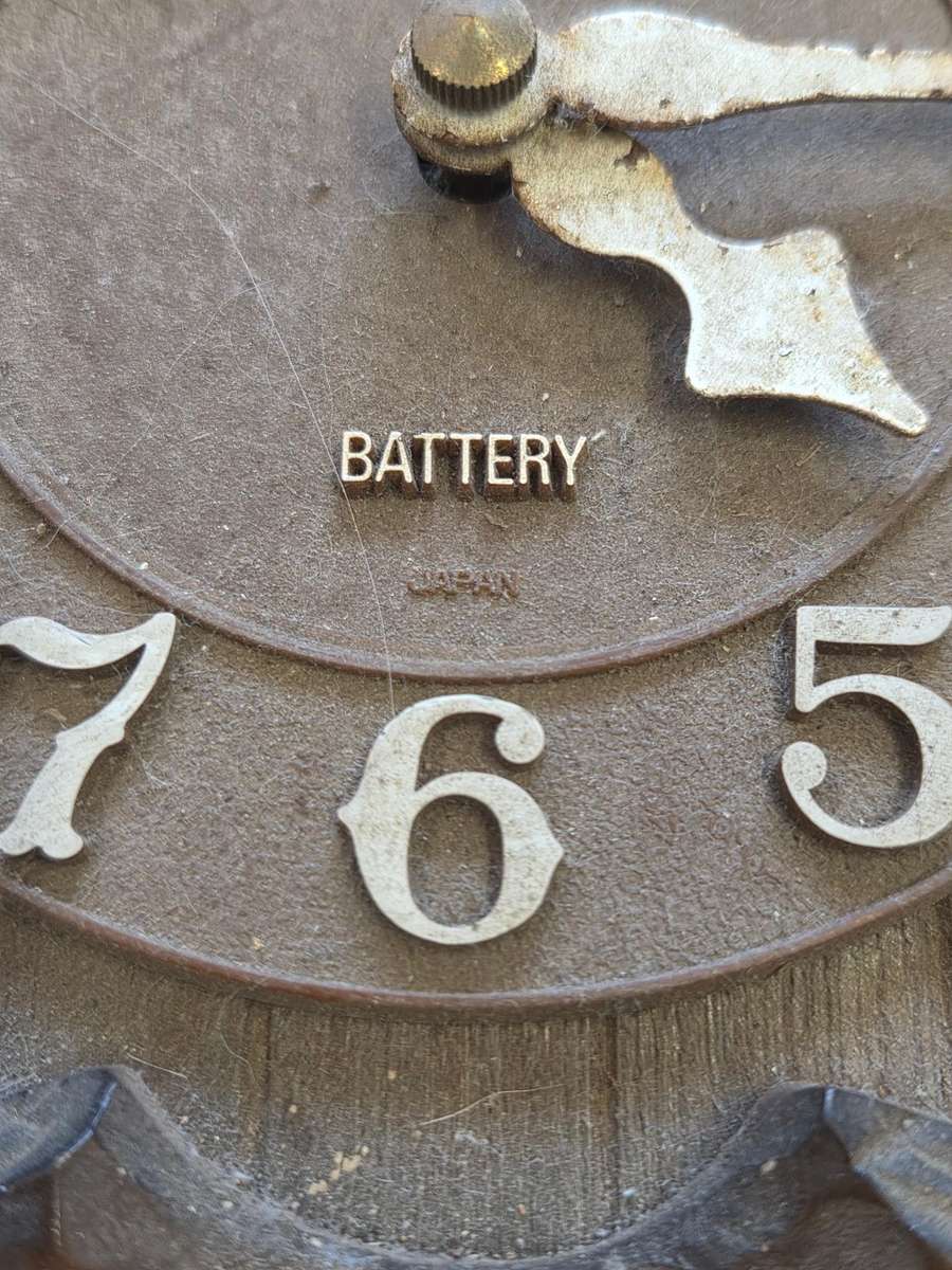 Rhythm Japan Battery Cuckoo Clock - Selling for parts or restoration - See pictures for condition