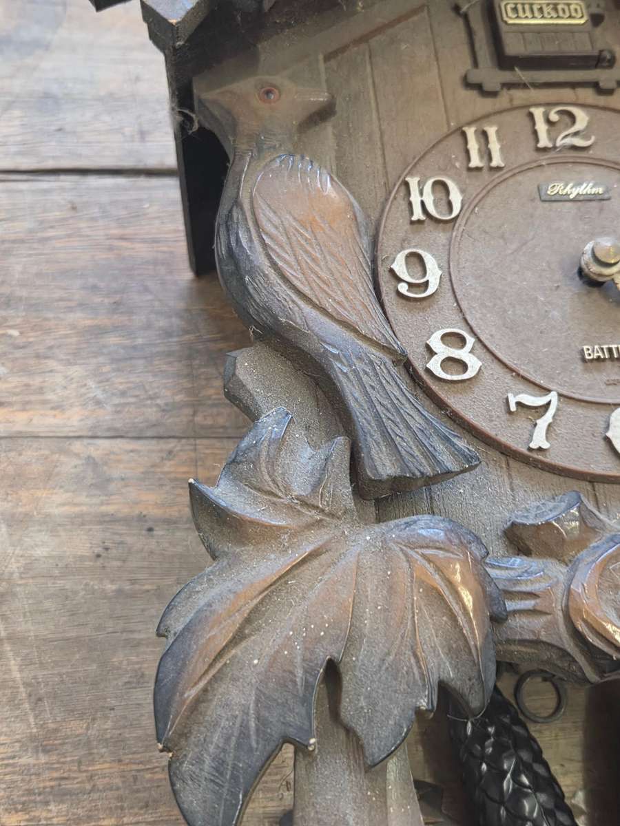 Rhythm Japan Battery Cuckoo Clock - Selling for parts or restoration - See pictures for condition
