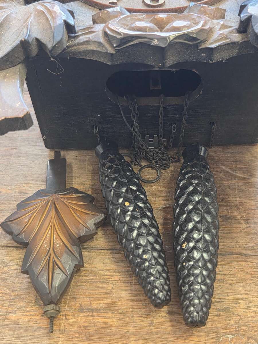 Rhythm Japan Battery Cuckoo Clock - Selling for parts or restoration - See pictures for condition