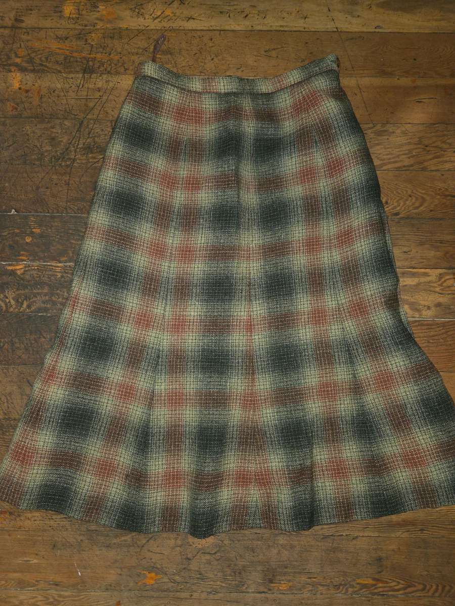 Vintage Wool Skirt with lining - Great Quality! Size S/M
