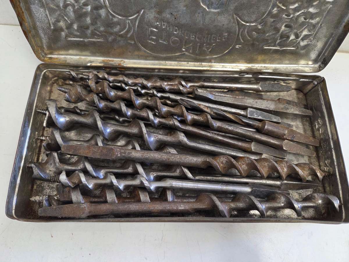 Vintage tin filled with vintage drill bits - see pictures