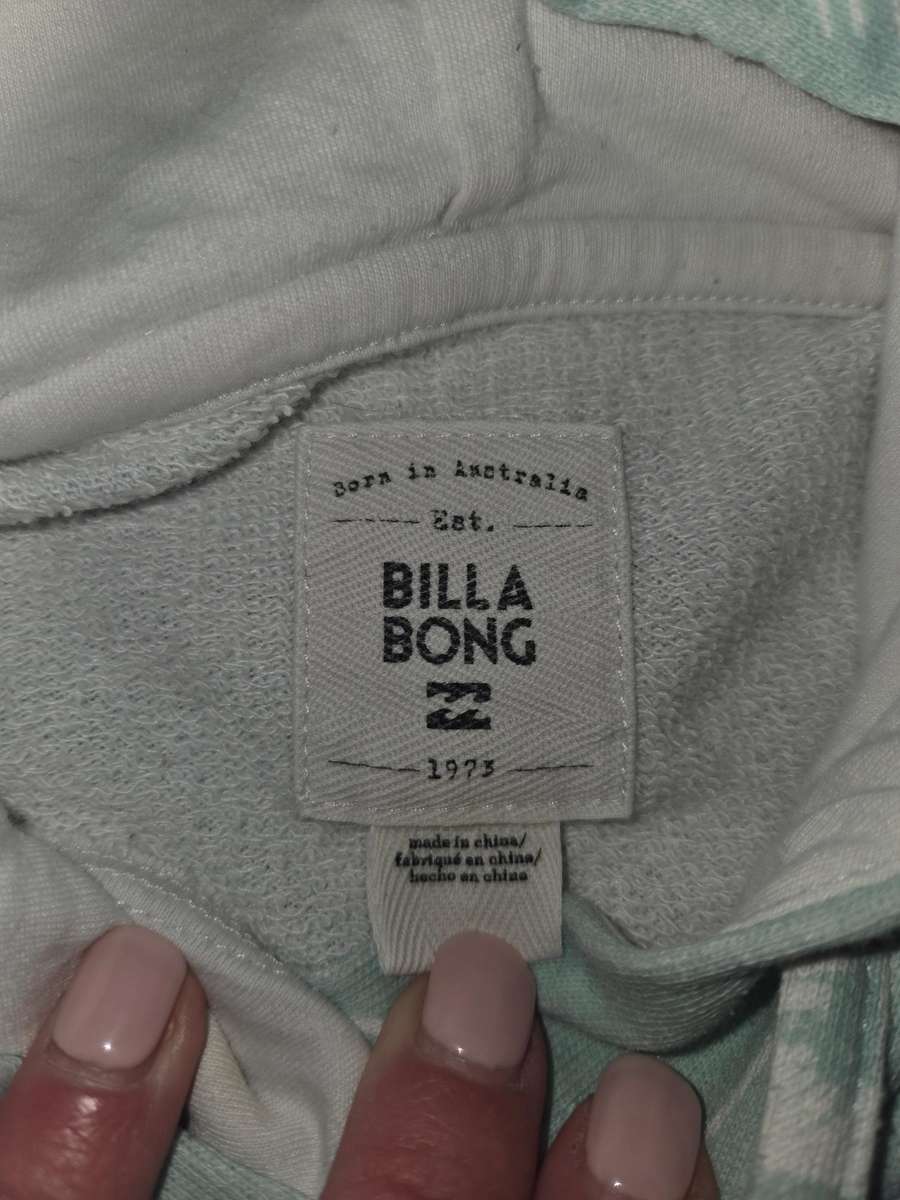Billabong oversized hoodie - Label says 14 but will fit a small