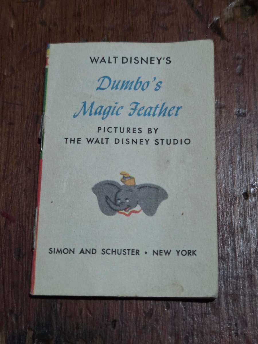 Vintage Mini Walt Disney book - Dumbo's Magic Feather