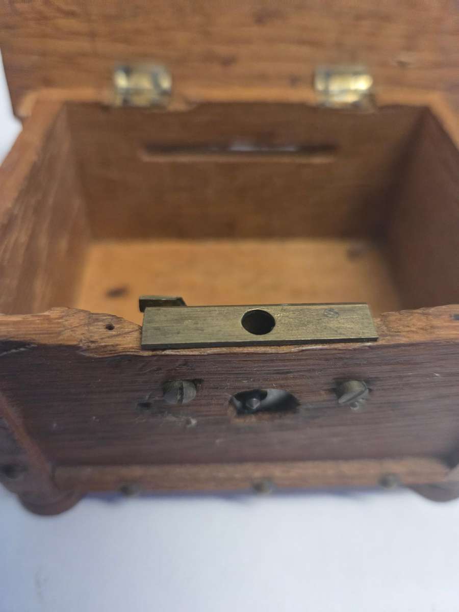 Antique Fry's Chocolate Wooden Money box - See pictures - Needs some repairs