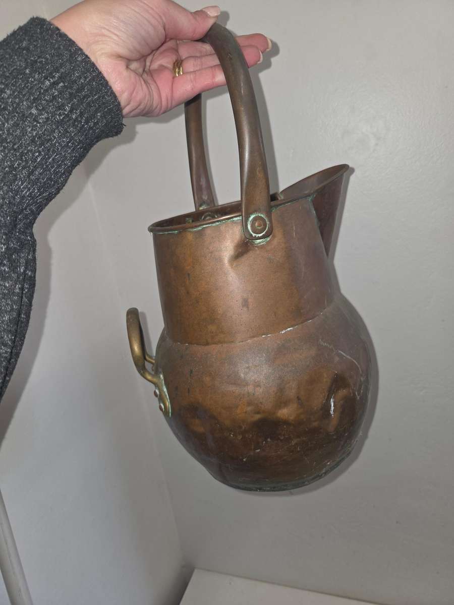 Beautiful Large Vintage Brass / Copper Jug with two handles - Lots of character Height - 25cm