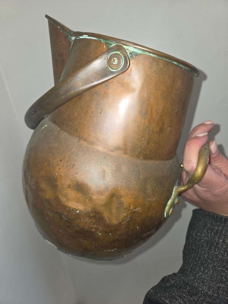 Beautiful Large Vintage Brass / Copper Jug with two handles - Lots of character Height - 25cm