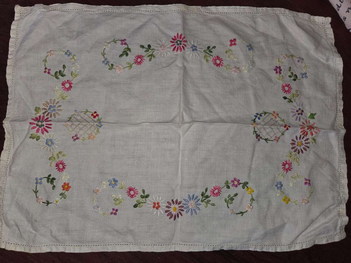 Vintage Embroidered Tea Tray Cloth