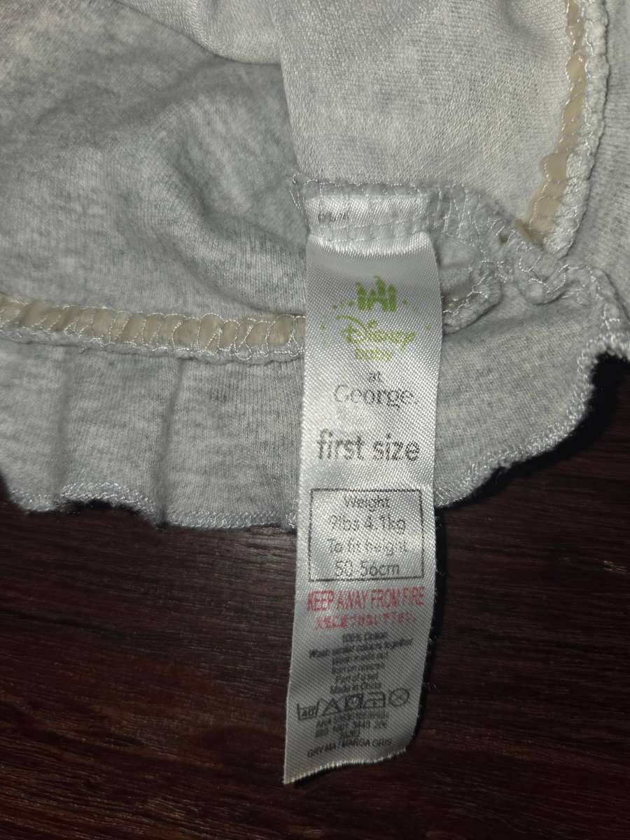 Disney Winnie the Pooh top - first size