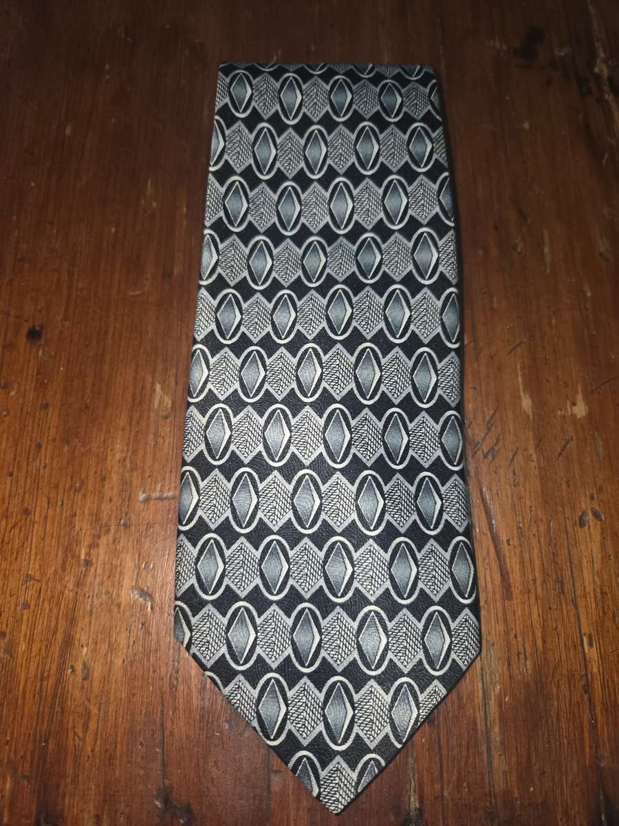 Stone Harbour Tie