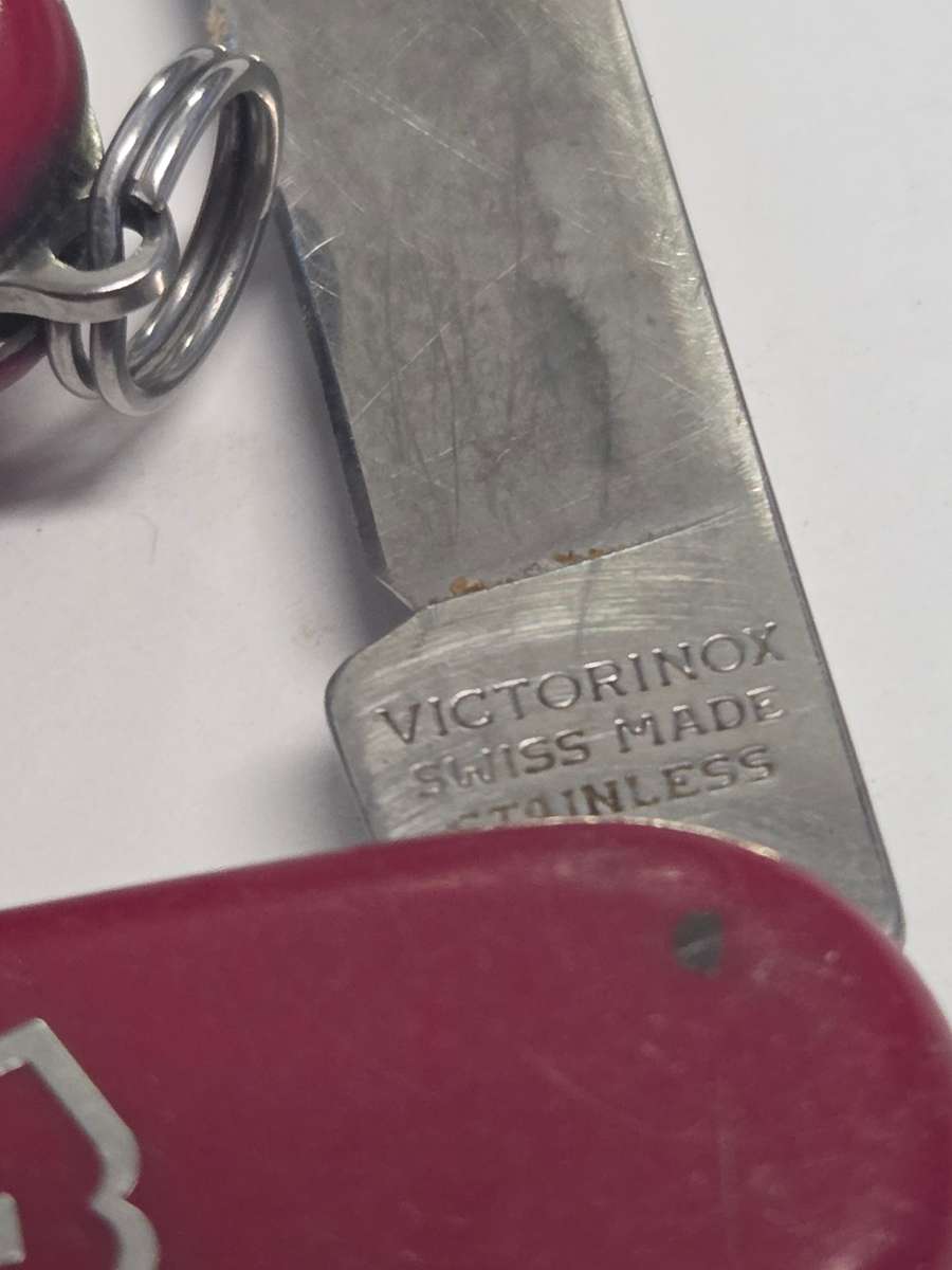 2 x Collectible Victorinox Swiss Made Pocket knives - Multi tool knives