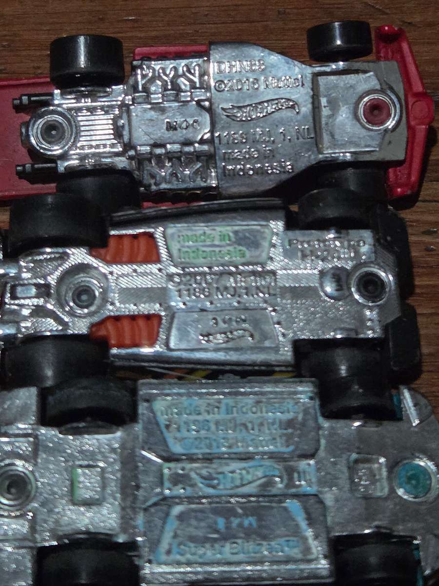 5 x Hotwheel cars / Hotwheels