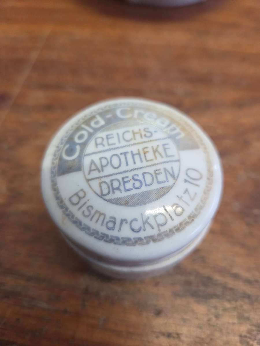 Antique Cold Cream Reichs Apotheke Dresden Bismarckplatz 10 Ceramic Container