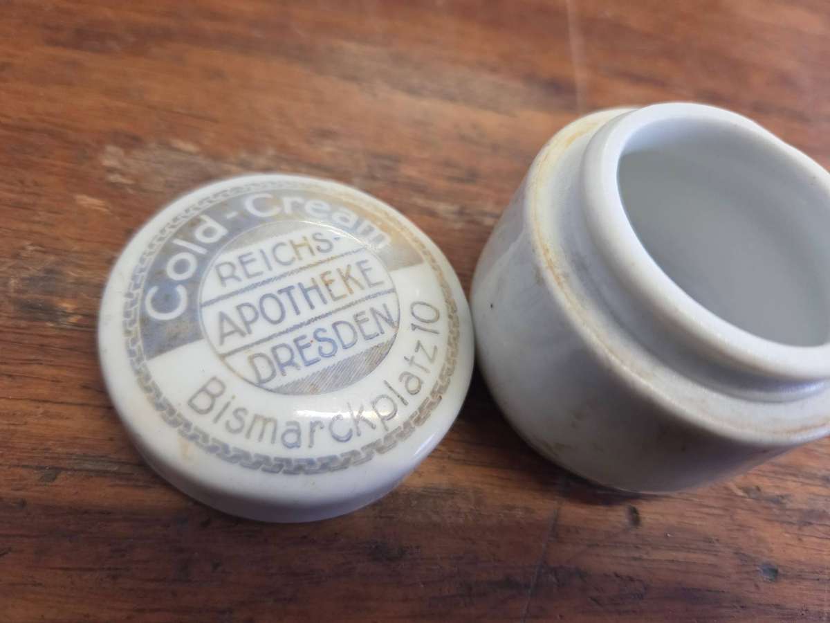 Antique Cold Cream Reichs Apotheke Dresden Bismarckplatz 10 Ceramic Container