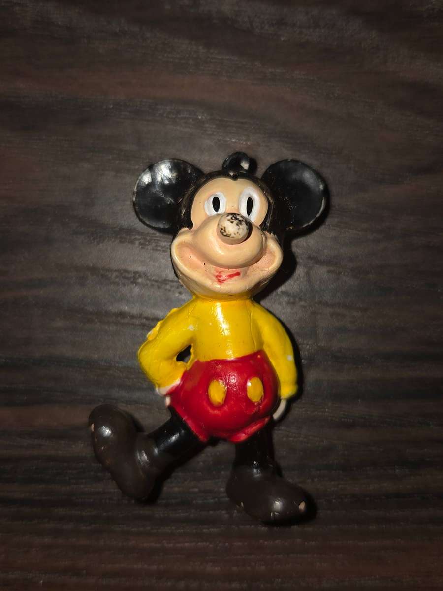 Vintage Walt Disney Mickey Mouse Figurine - Hong Kong - 5cm