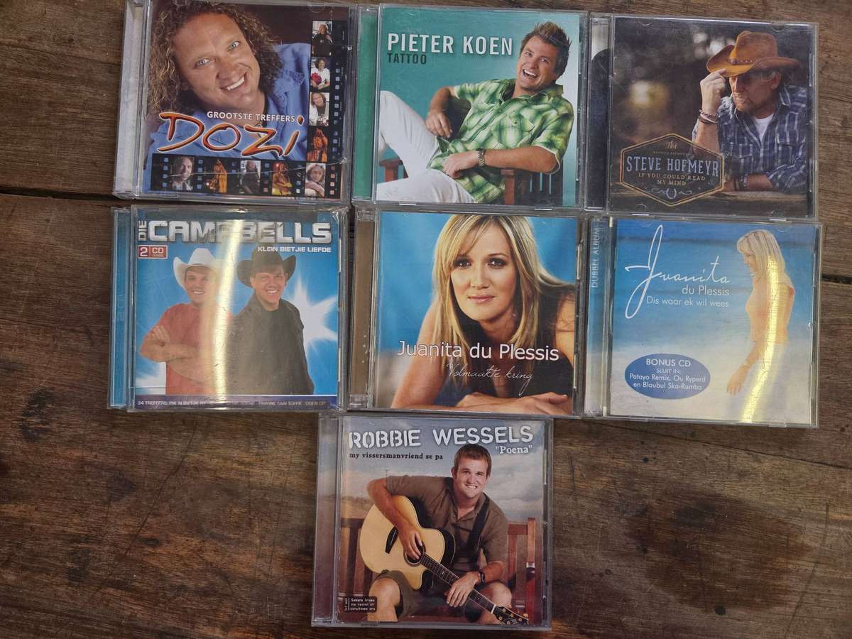 7 x CD's Incl, Dozi, Campbells, Juanita du Plessis, Steve Hofmeyer, Robbie Wessels, etc.
