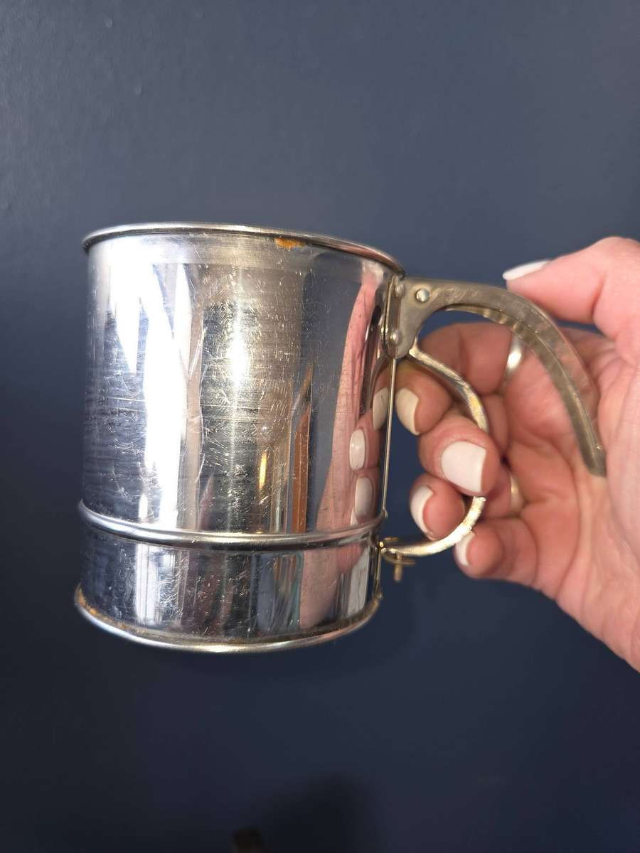 Flour Sifter - Kitchen Utensil - Perfect working condition
