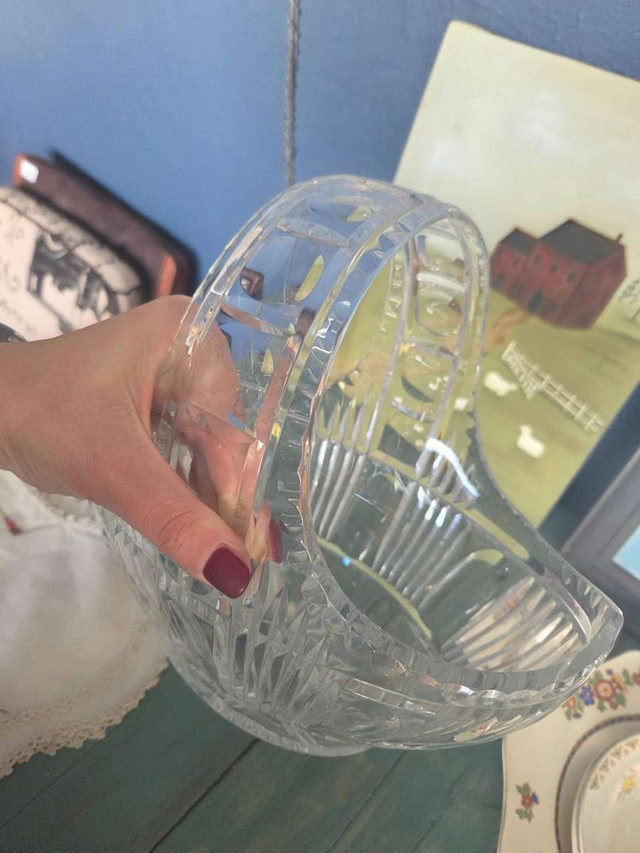 Beautiful Large heavy cut glass basket