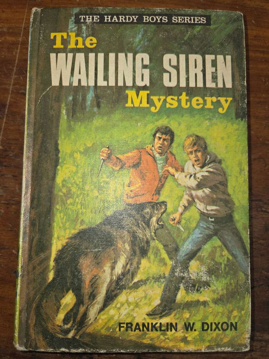 The Hardy Boys Series - The Wailing Siren Mystery - Franklin Dixon