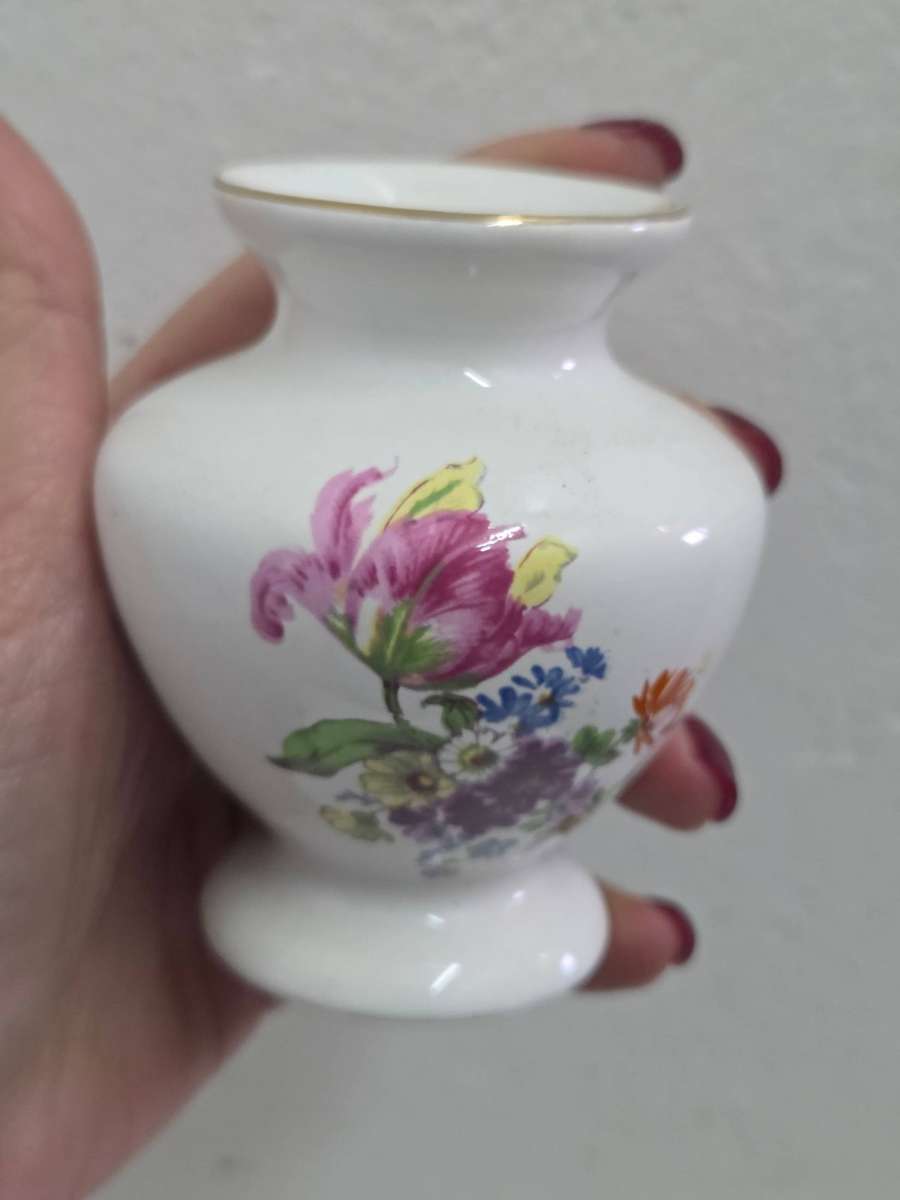 Small Vintage Hand Decorated Vase - Height - 9cm