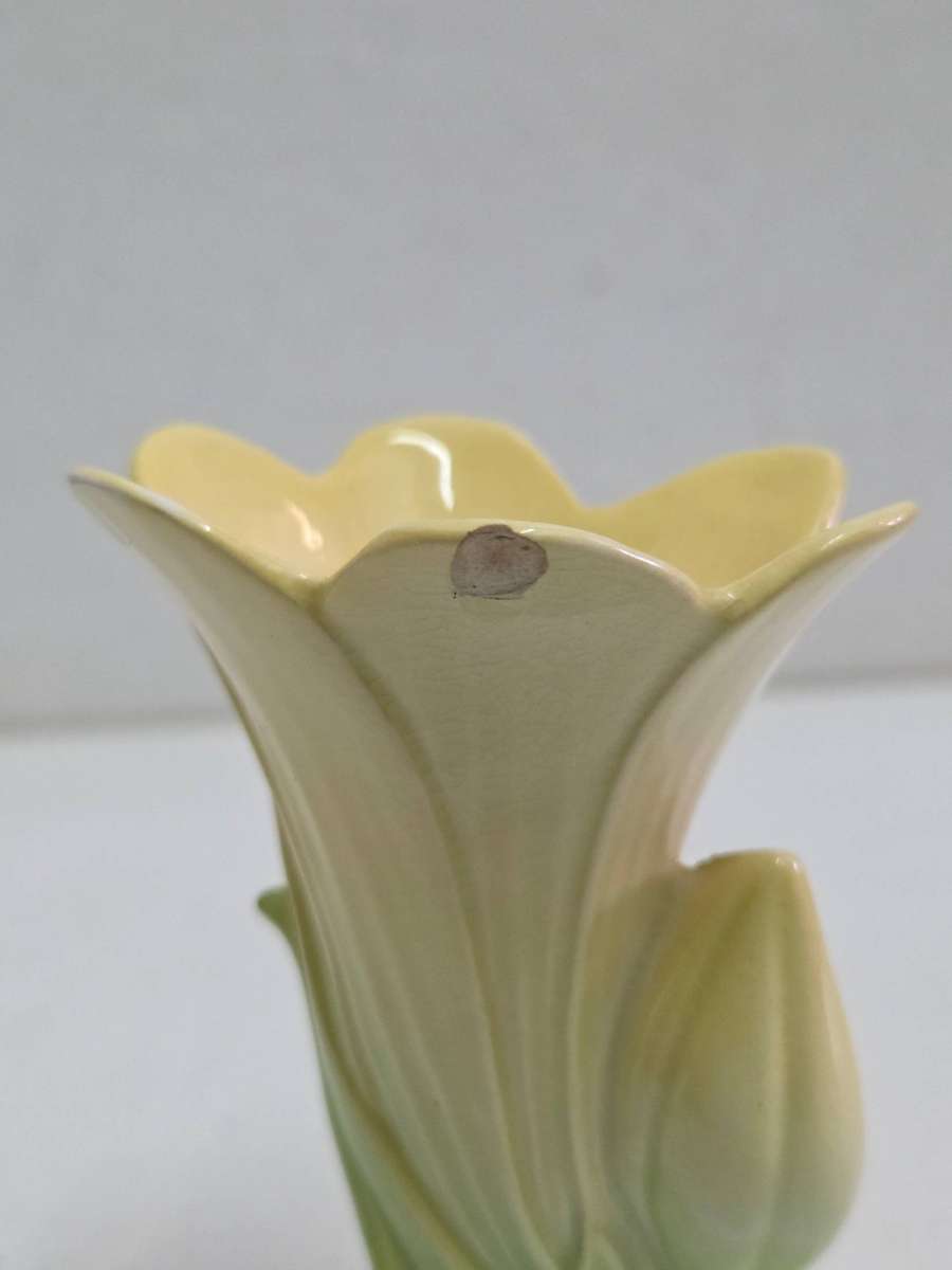 Vintage Carltonware Small Vase - Small chip on the one side - See pictures