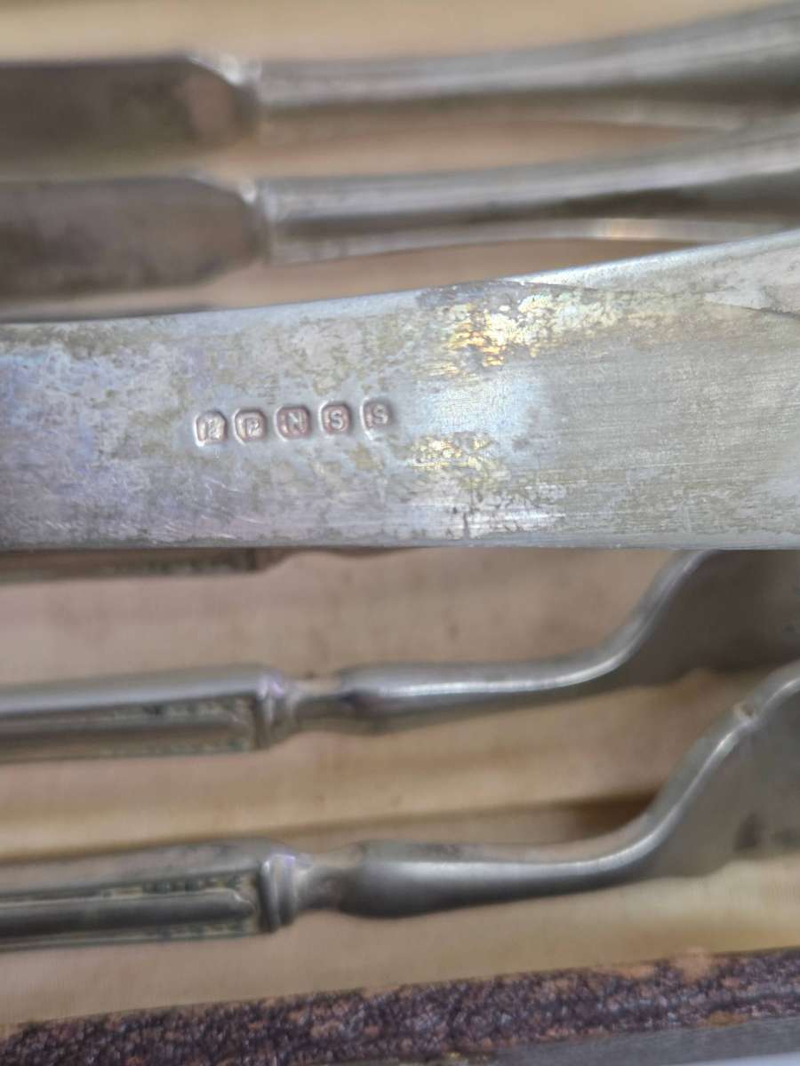 12 Piece Vintage EPNS Knife and fork set in original box