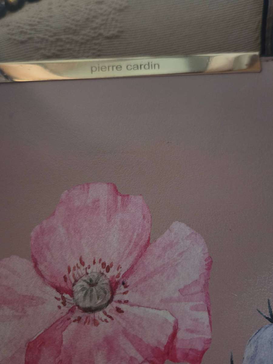 Large Pierre Cardin Handbag with floral detail - Beautiful and good quality