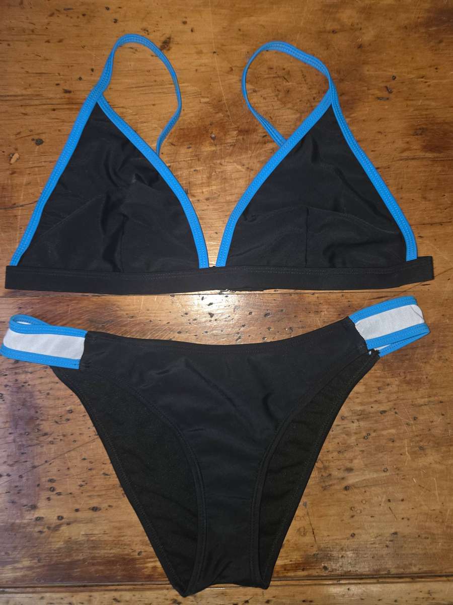 Glamorous Bikini - Size M