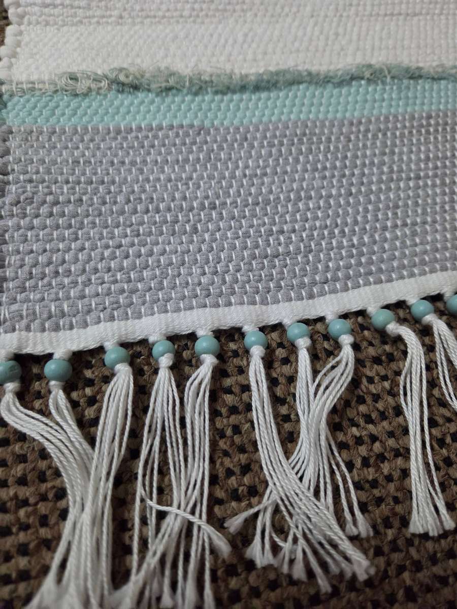 Small rug / Carpet Handmade Never used Size without fringe -  71cm x 38cm