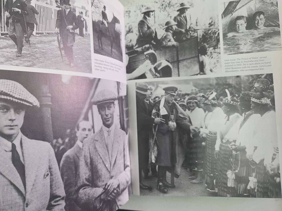 The Royal Family Album - Helen Digby