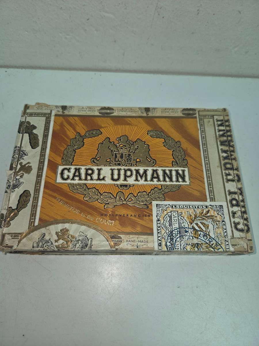 Vintage Wooden cigar box - Charl Upmann
