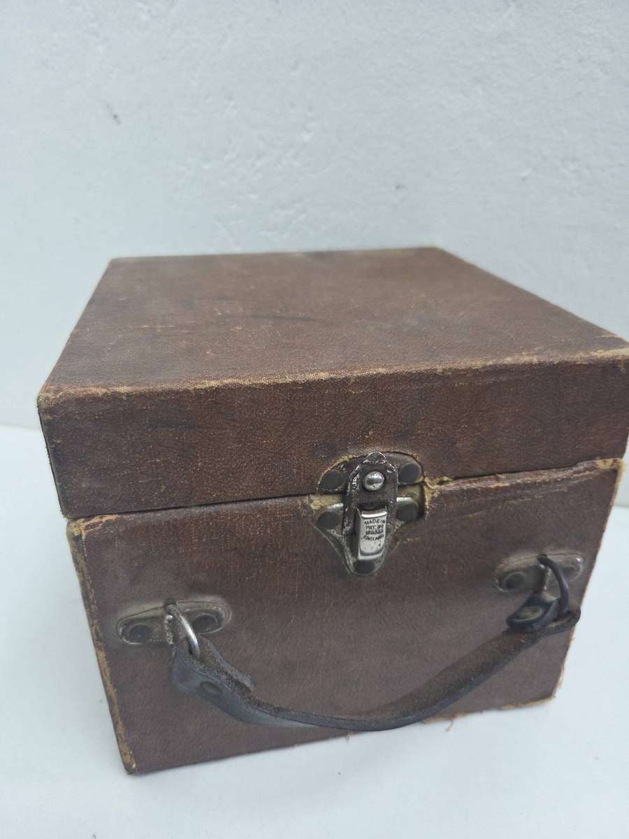 Vintage Concertina box - Made in England - Size - 20cm x 20cm x 18cm