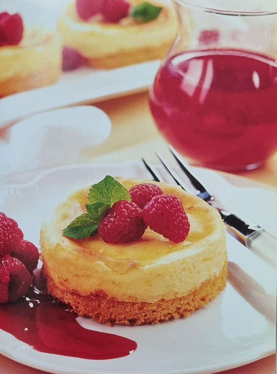 Books: MY FAVOURITE RECIPES - SUMMER DESSERTS