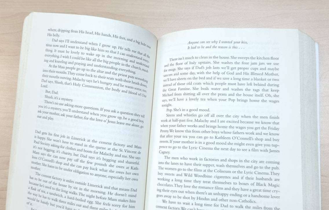 NON-FICTION BOOK: Frank McCourt - ANGELA'S ASHES A Memoir