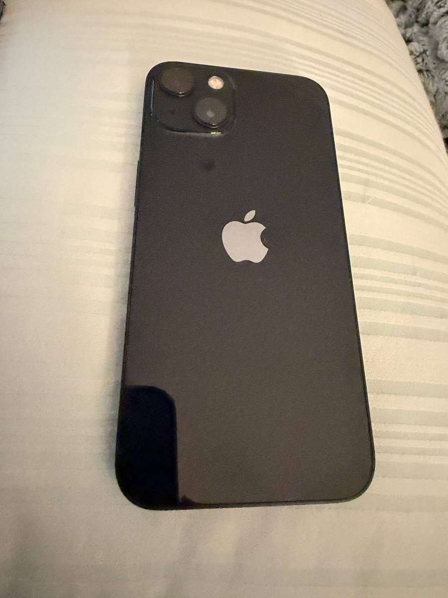 Iphone 13 128gig in Mint Condition