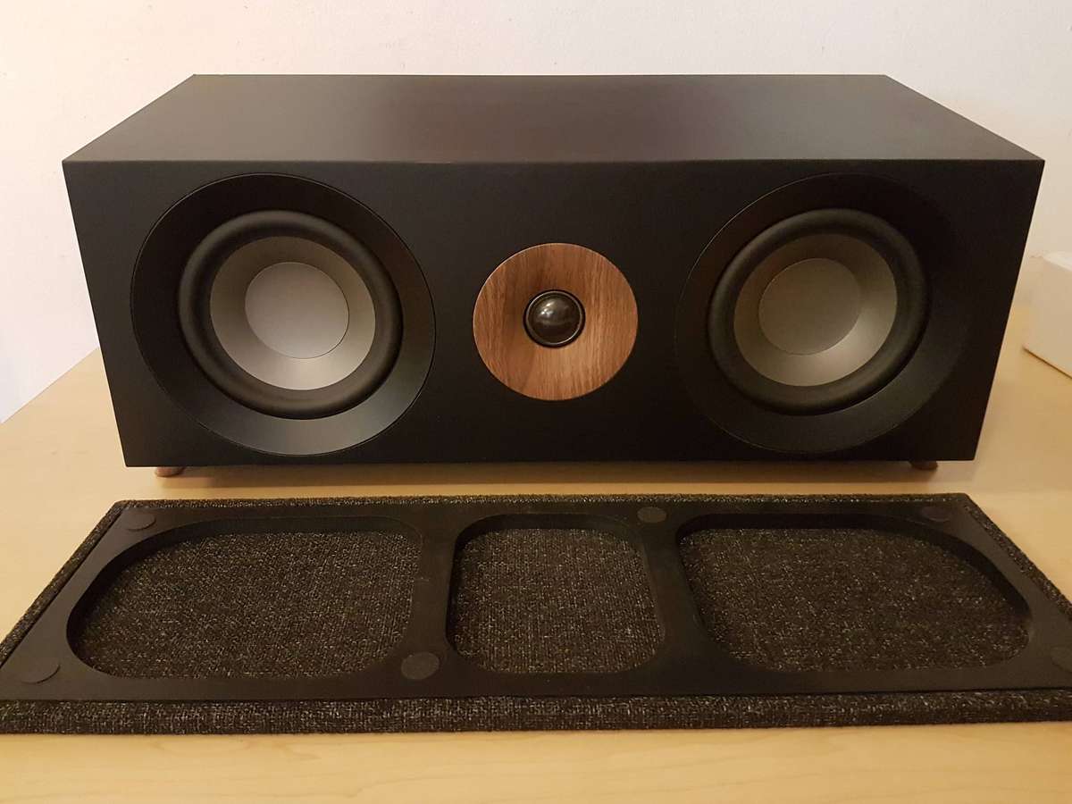 Jamo S 83 Center 125W Speaker in Original Box (Like New)