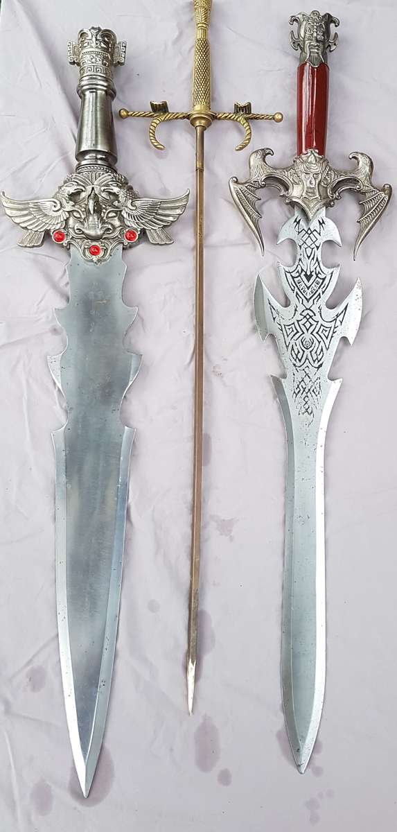 Lot of Fantasy Swords (Longest 69 cm)