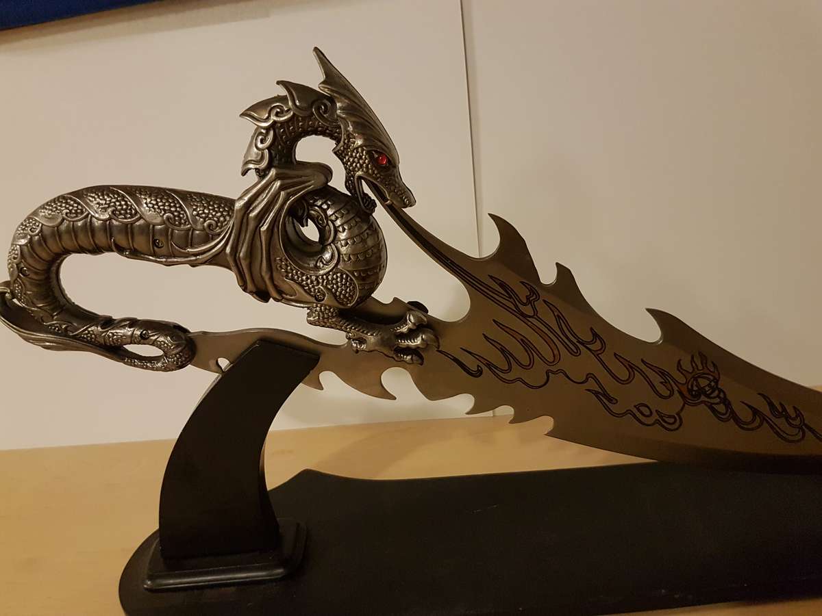 Fantasy Dragon Dagger with Stand - Skyrim Dagger of Alduin from the video game The Elder Scrolls