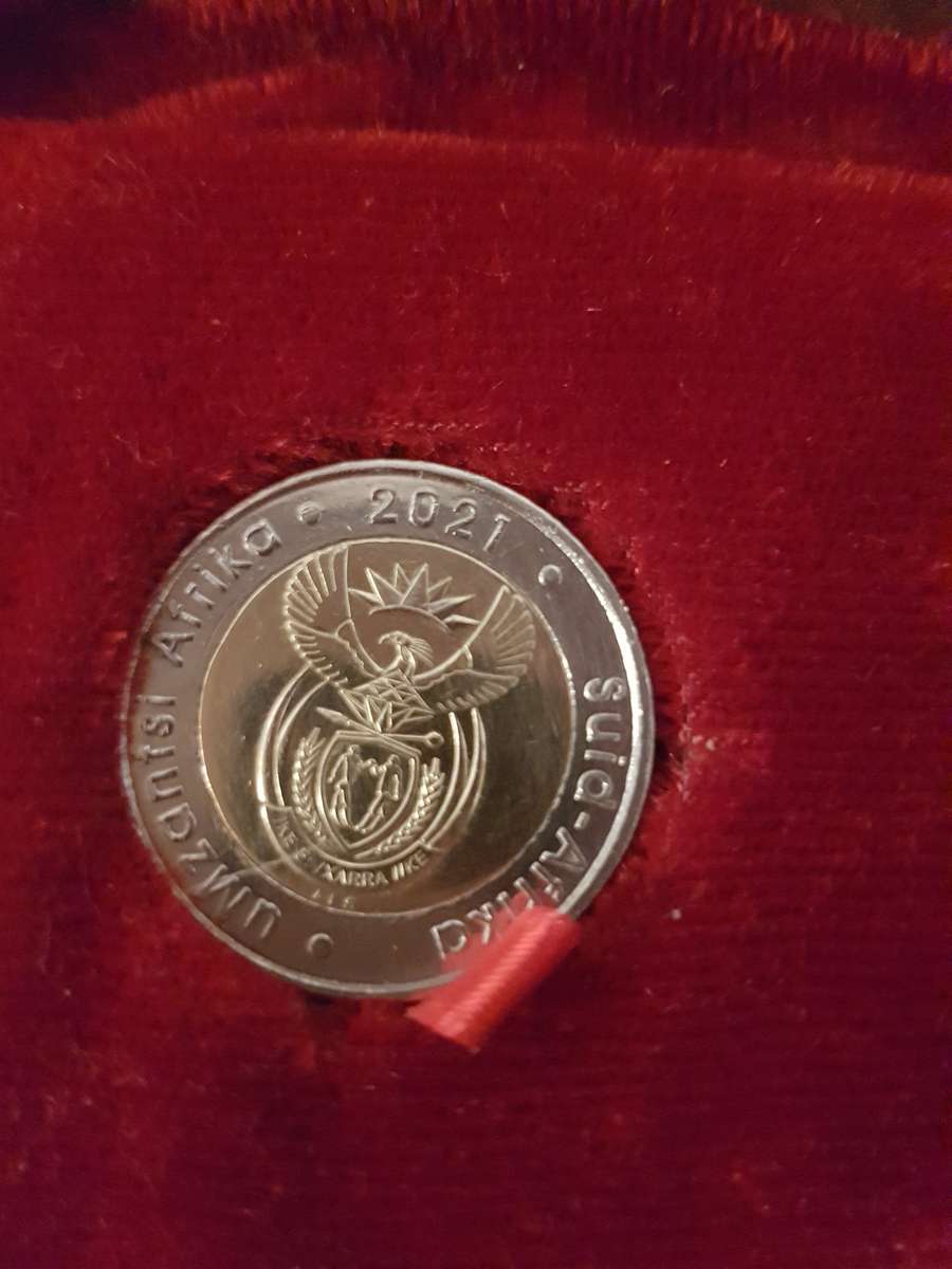 5 x SA Reserve Bank 100 year anniversary and Mandela 2008 R5 coins