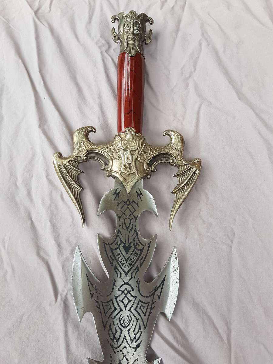 Lot of Fantasy Swords (Longest 69 cm)
